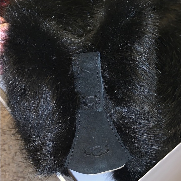 Ugg slipper boots - Picture 2 of 7